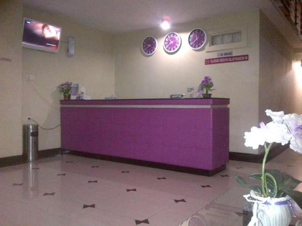 Erin Int Hotel Makassar Exterior foto